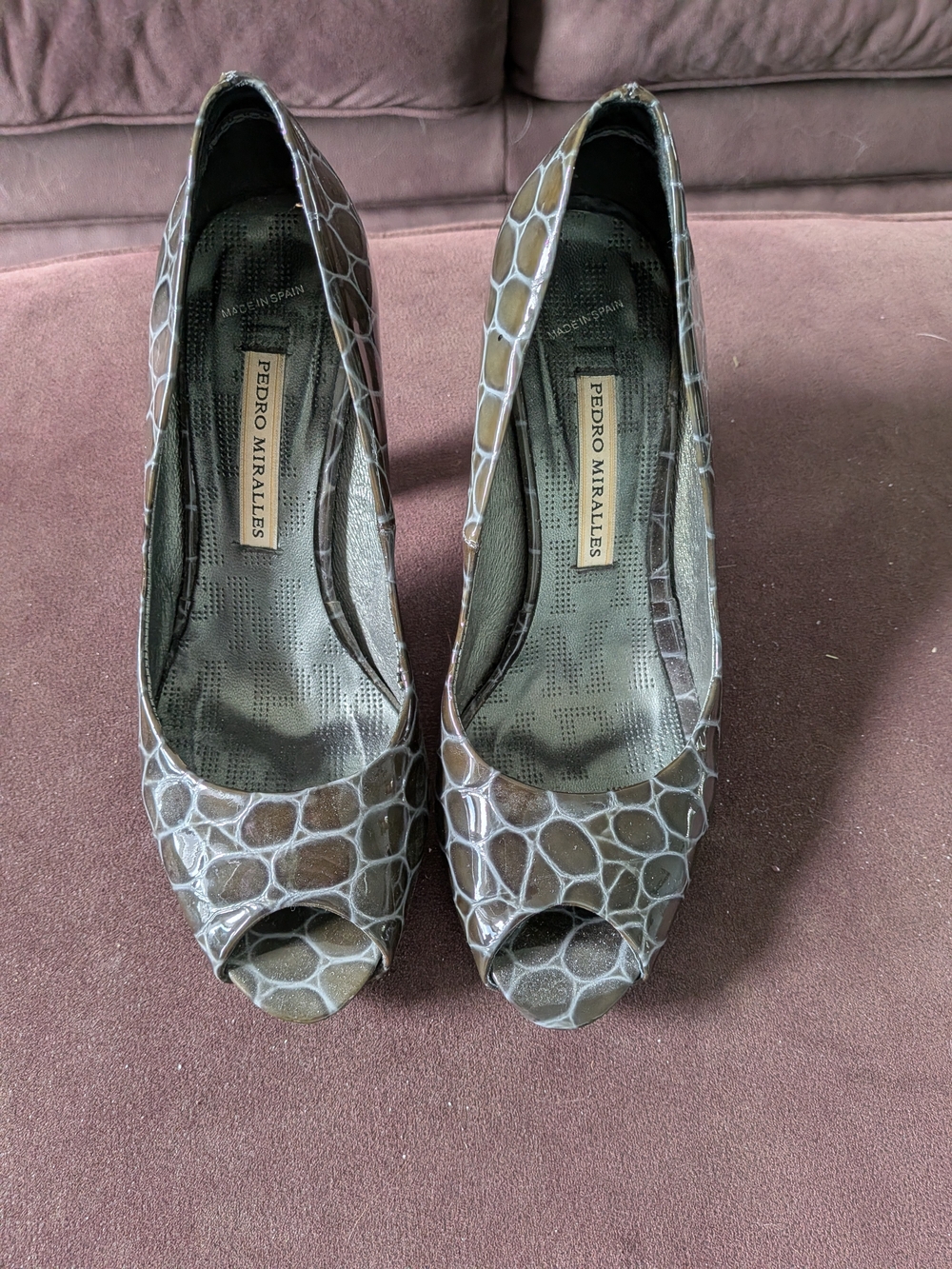 Pedro Miralles Brown Croc-Embossed Peep-Toe Pumps
